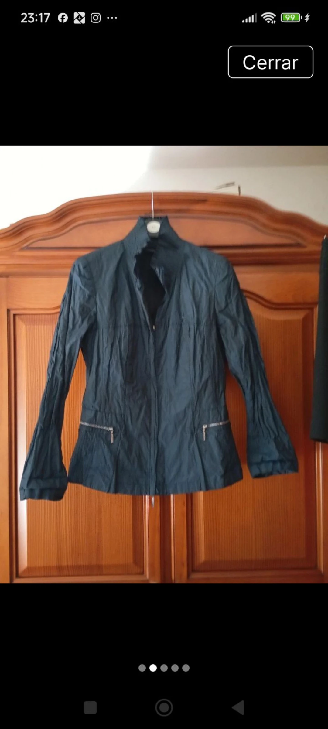Impermeable azul  – photo 2